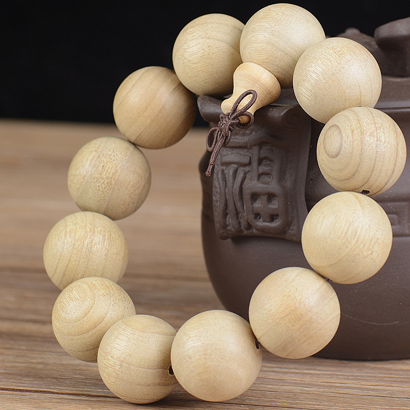 Ji fangyuan camphor wood bracelet primary color does not wax without painting Buddhist Dhaobu Montezing 108 Bracelet Bead Factory wholesale
