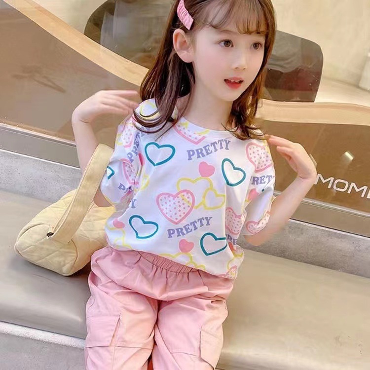2024 New girl's summer short -sleeved T -shirt cotton baby leisure children wearing Western style fashion CrewNeck tops