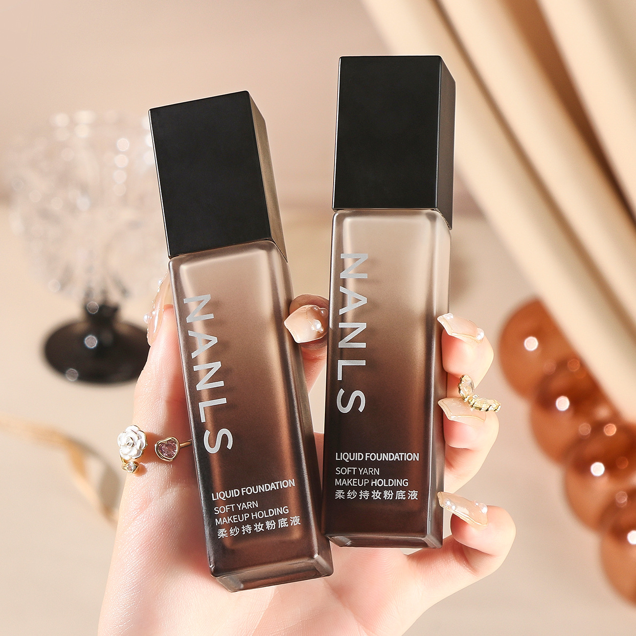 Natural Clear Foundation Liquid Moisturizing Natural Color Foundation Skin Care Lightweight Soft Yarn Ivory White Beauty Skin Care