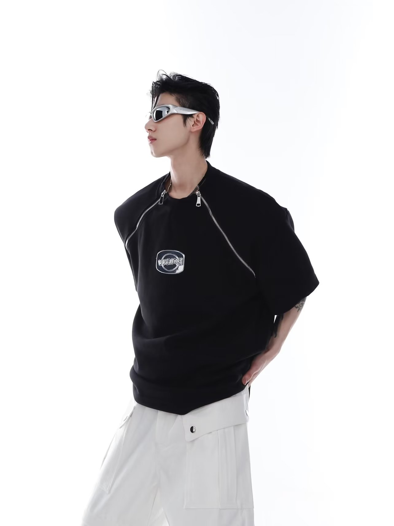 Original Niche Metal Design White Short-sleeved T-shirt Zipper Stitching Crewneck Fashionable Hip-hop Men's and Women's Couple Dress